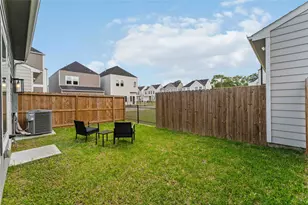 417 Stonework Landing Ln, Houston, TX 77076 - Photo 19