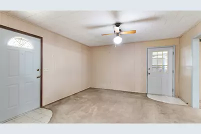 215 Lakeview Lane, El Campo, TX 77437 - Photo 17
