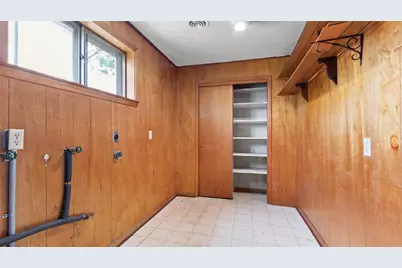 215 Lakeview Lane, El Campo, TX 77437 - Photo 25