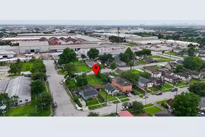 5537 Margarita Street, Houston, TX 77020 - Photo 1