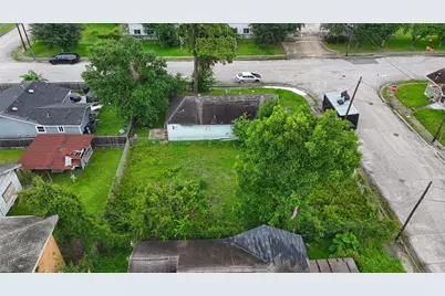 5537 Margarita Street, Houston, TX 77020 - Photo 9