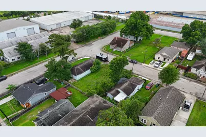 5537 Margarita Street, Houston, TX 77020 - Photo 13