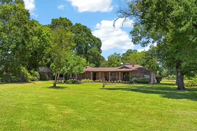 139 S Grace Street, Crockett, TX 75835 - Photo 25