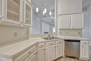 2235 Sentinal Oaks St, Sugar Land, TX 77478 - Photo 11