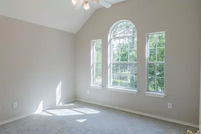 119 S Merryweather Circle, The Woodlands, TX 77384 - Photo 11