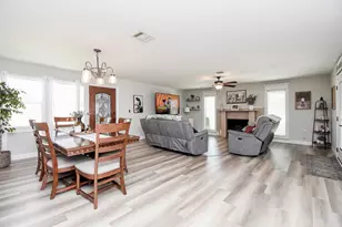 1801 Buchanan St, Pasadena, TX 77502 - Photo 9