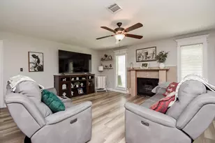 1801 Buchanan St, Pasadena, TX 77502 - Photo 11