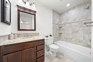 6434 Burgoyne Rd, Houston, TX 77057 - Photo 19