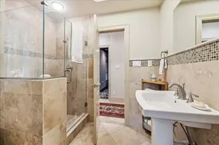 6417 Rodrigo St, Houston, TX 77007 - Photo 7