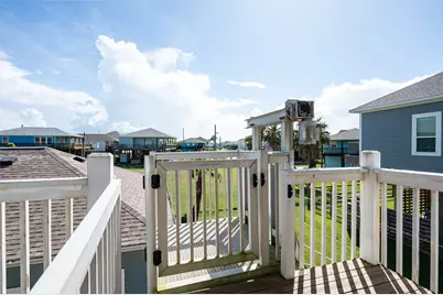 876 Kahla Drive, Crystal Beach, TX 77650 - Photo 9