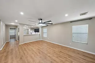 7826 Chervil Ln, Baytown, TX 77521 - Photo 7