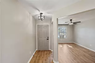 7826 Chervil Ln, Baytown, TX 77521 - Photo 3
