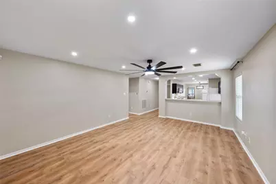 7826 Chervil Lane, Baytown, TX 77521 - Photo 5