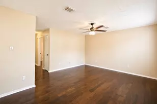 220 N William Barnett Ave, Cleveland, TX 77327 - Photo 7
