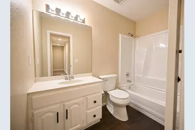 220 N William Barnett Avenue, Cleveland, TX 77327 - Photo 15