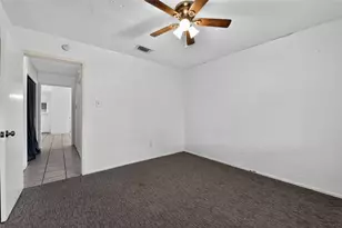 8151 Misty Ridge Ln, Houston, TX 77071 - Photo 23