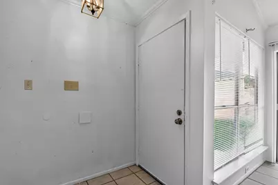 8151 Misty Ridge Lane, Houston, TX 77071 - Photo 3