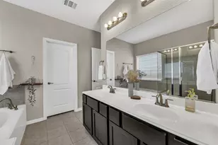 214 Brookwood Park Ln, Dickinson, TX 77539 - Photo 17