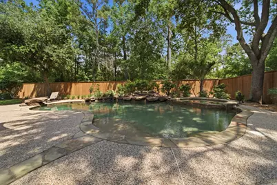 10 E Majestic Woods Place, The Woodlands, TX 77382 - Photo 43