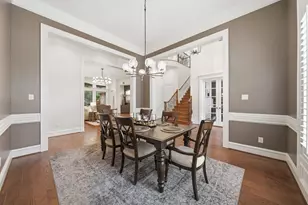 10 E Majestic Woods Pl, The Woodlands, TX 77382 - Photo 5