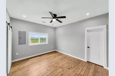 1041 Sunset Circle W, Crystal Beach, TX 77650 - Photo 33
