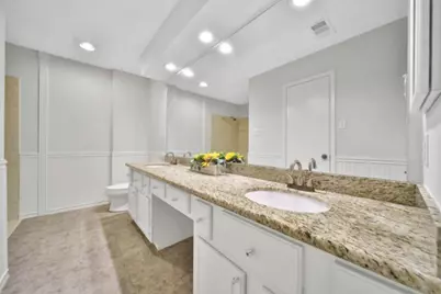 7846 Kendalia Drive, Houston, TX 77036 - Photo 15