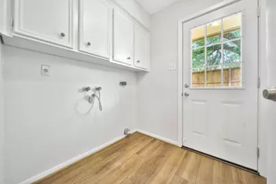 7846 Kendalia Drive, Houston, TX 77036 - Photo 11