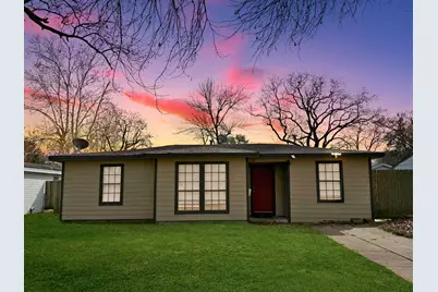 1533 2nd Avenue N, Texas City, TX 77590 - Photo 1