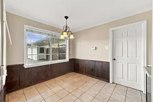 7823 Twin Hills Dr, Houston, TX 77071 - Photo 17