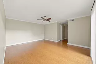 7823 Twin Hills Dr, Houston, TX 77071 - Photo 25