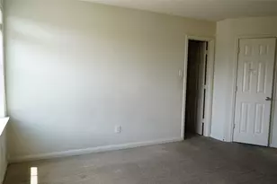 9430 Peridot Green Dr, Rosharon, TX 77583 - Photo 9