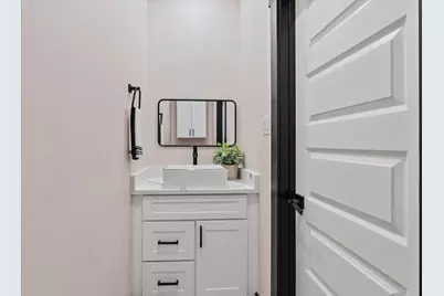 447 Sunset Trail, Angleton, TX 77515 - Photo 7