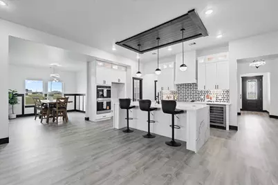 447 Sunset Trail, Angleton, TX 77515 - Photo 11