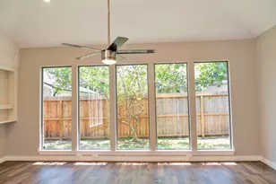 12107 Carriage Hill Dr, Houston, TX 77077 - Photo 9
