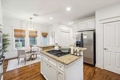 1915 Bradshaw Street, Houston, TX 77008 - Photo 13