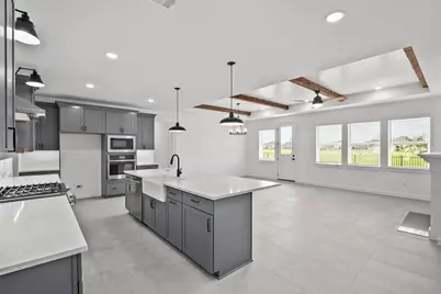 12911 Old Fashion Circle, Dayton, TX 77535 - Photo 9