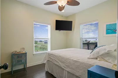 1086 Pennington Street, Gilchrist, TX 77617 - Photo 25