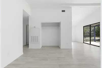 28600 Magnolia Court, Huntsville, TX 77320 - Photo 5