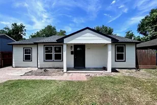 4737 Alvin St, Houston, TX 77033 - Photo 1