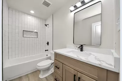 5523 Elm Tree Drive, Houston, TX 77048 - Photo 13