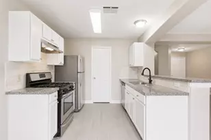 12511 Jade Treasure Dr, Houston, TX 77072 - Photo 7