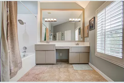 3027 Terrace Hills Lane, Houston, TX 77007 - Photo 39