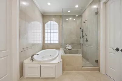 5736 Tanglewood Cove Street, Houston, TX 77057 - Photo 15