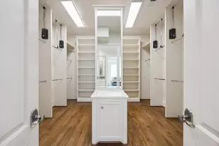 5736 Tanglewood Cove St, Houston, TX 77057 - Photo 17