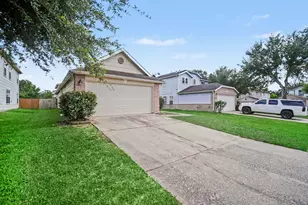 4406 Twisting Pine Ct, Spring, TX 77373 - Photo 3