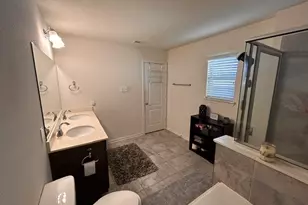 2518 Hawthorn Park Ct, Houston, TX 77038 - Photo 11