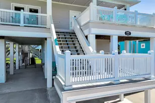 978 Sue Dr, Port Bolivar, TX 77650 - Photo 11