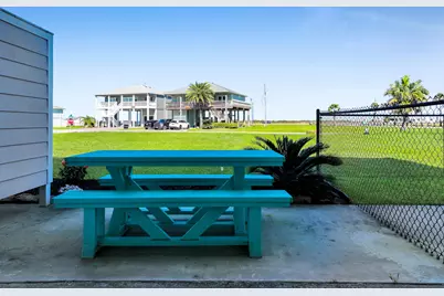 978 Sue Drive, Port Bolivar, TX 77650 - Photo 15