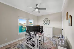 978 Sue Dr, Port Bolivar, TX 77650 - Photo 41