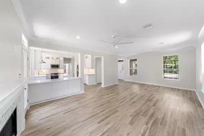 18 Hawkseye Place, The Woodlands, TX 77381 - Photo 9